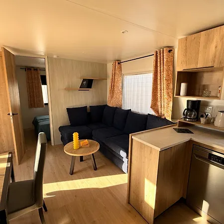 Campingplatz Mobil 4* Des Reves Lattes